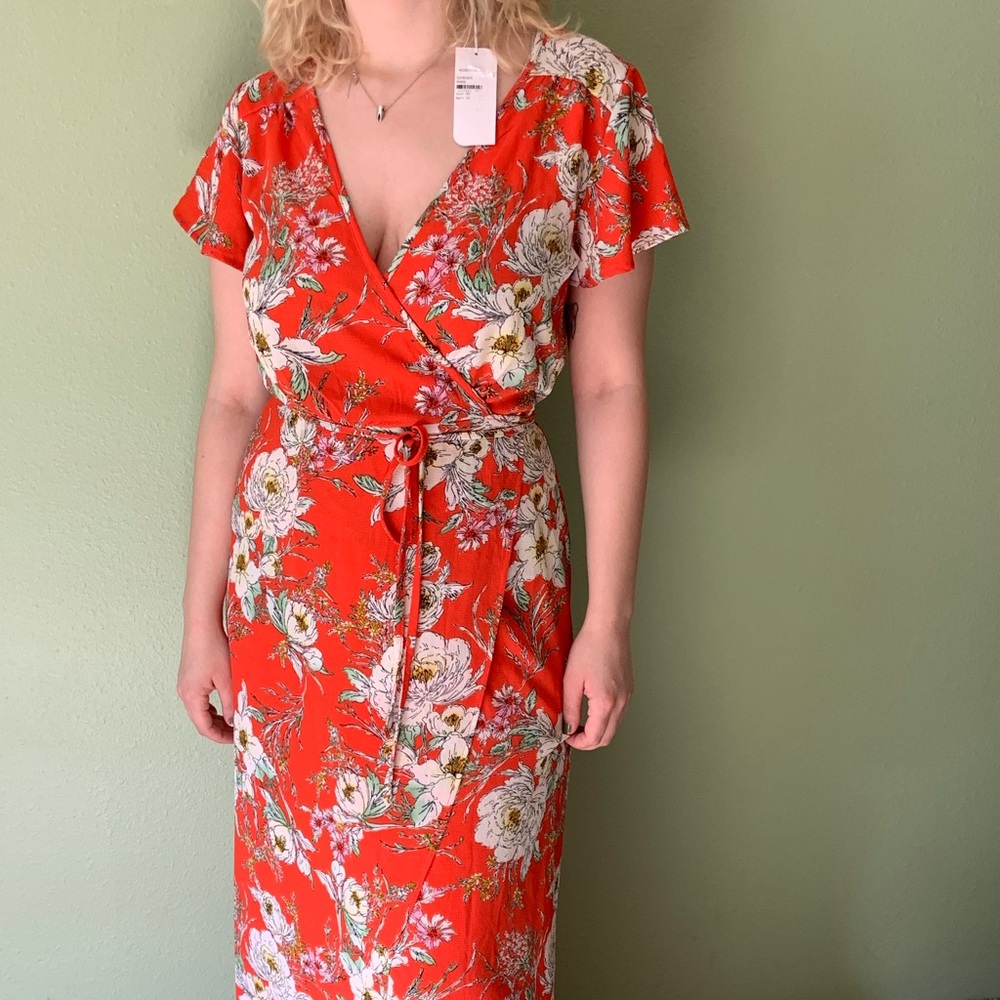 Superfoxx orange floral wrap dress